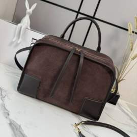 Picture of Loewe Handbags _SKUfw239908863fw